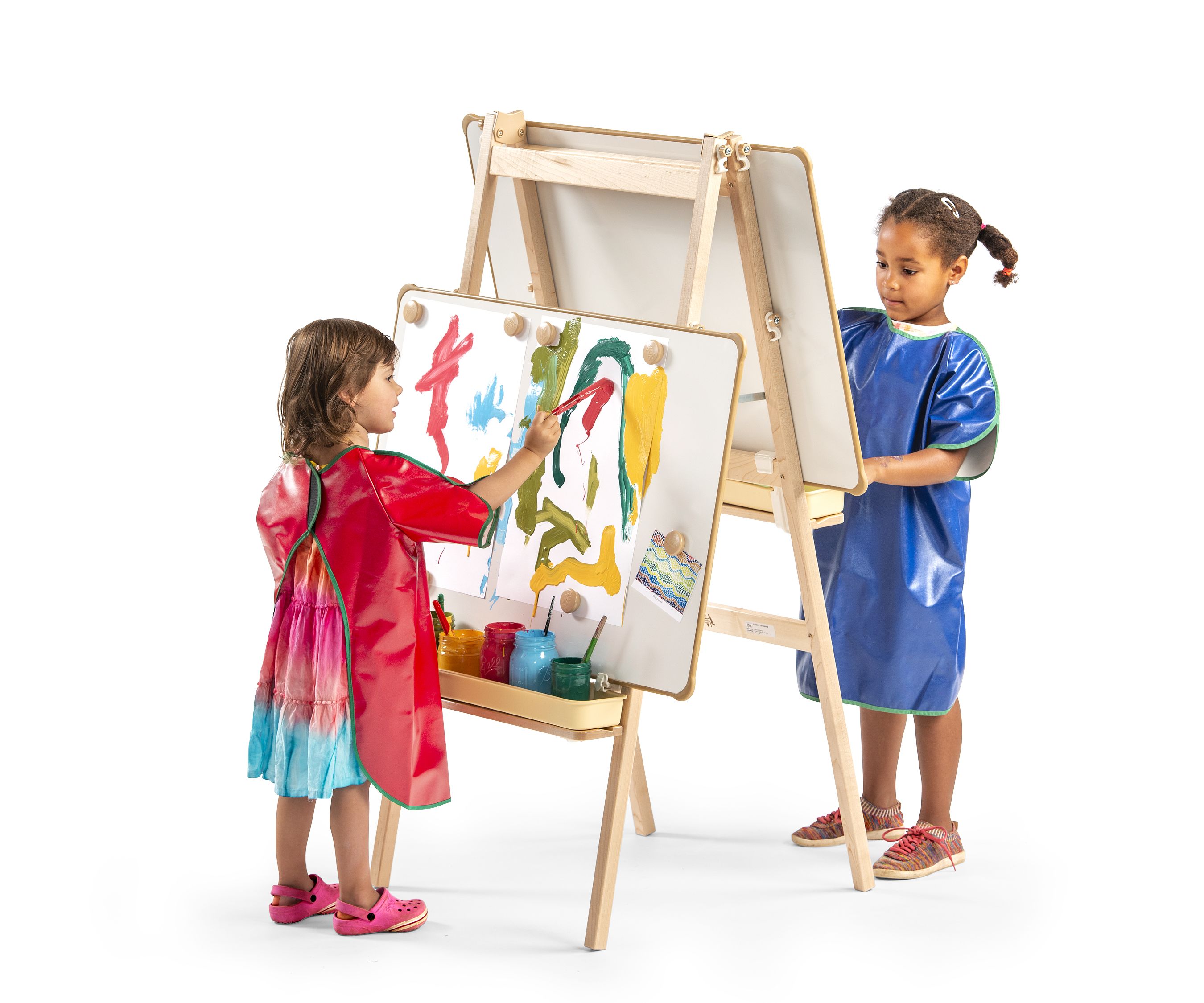 https://www.communityplaythings.com/-/media/images/product-images/art-and-science/art/product-images/h820-multipurpose-easel/h820-in-use.ashx?rev=fb66a319ba7341efb07d611861526007&hash=171CF881A4354F59B9DD60BB9170AF43