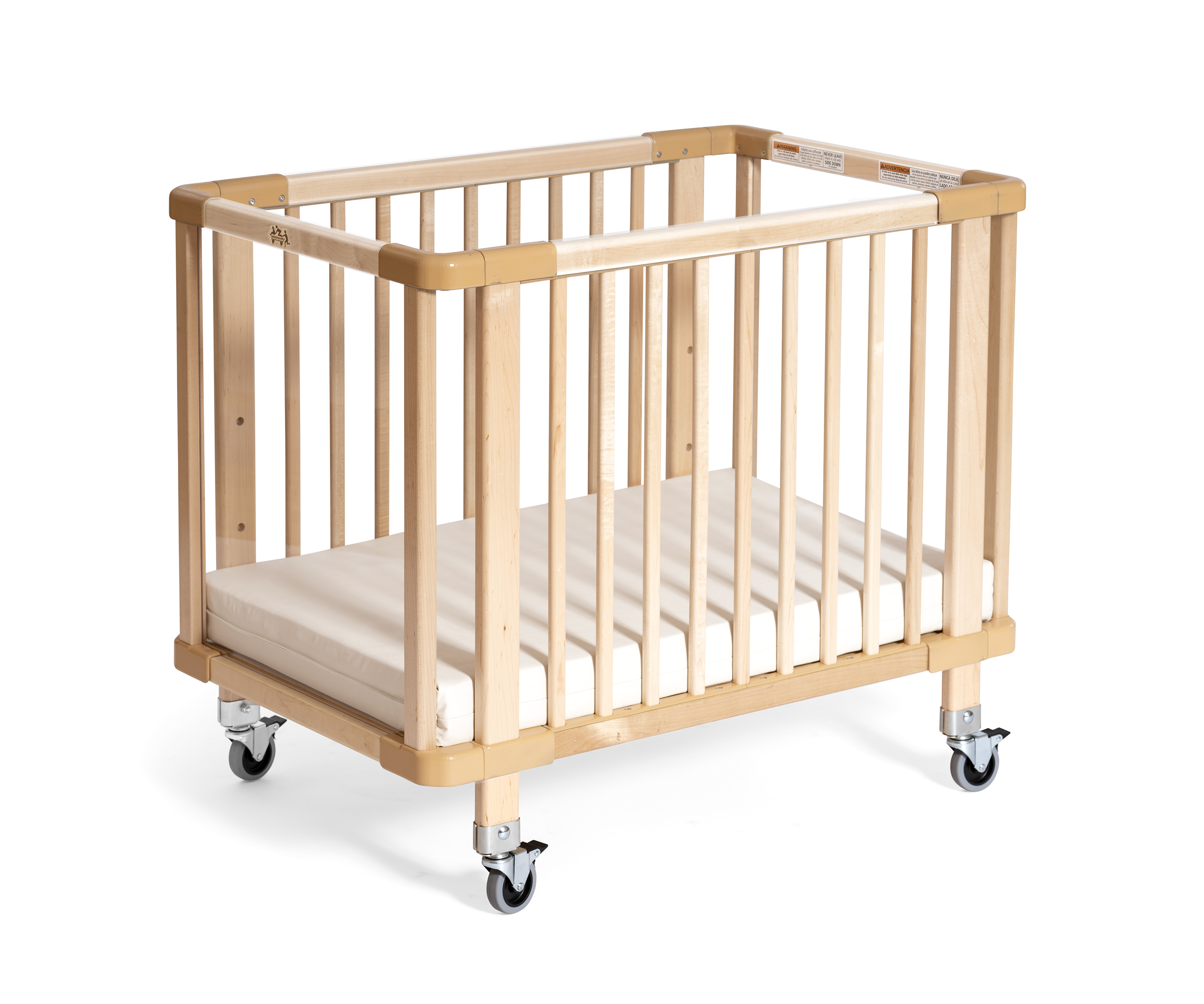 Rolling baby outlet crib