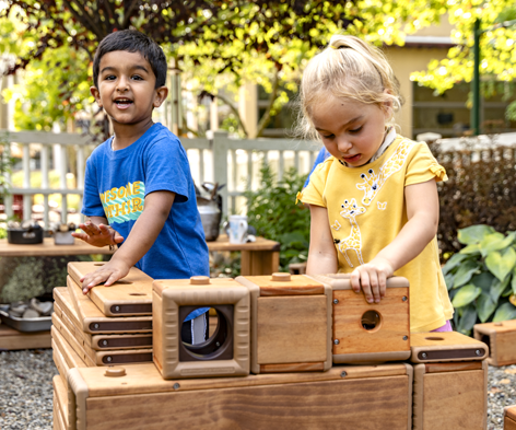 Children playing with the Outlast Blocks